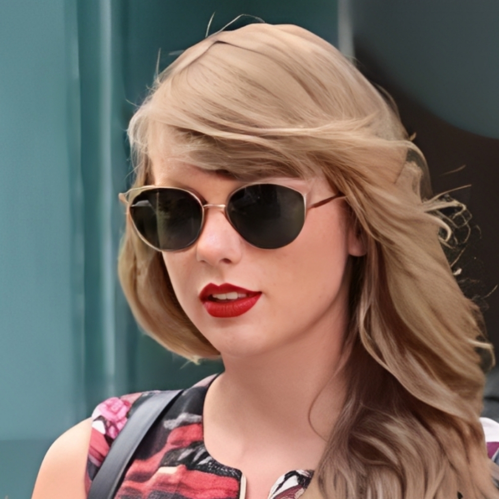 Linda Farrow Luxe Fontaine Cat Eye Sunglasses